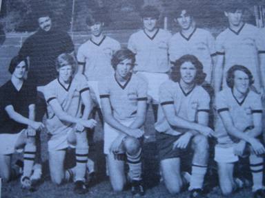 1971 Team Picture (left)